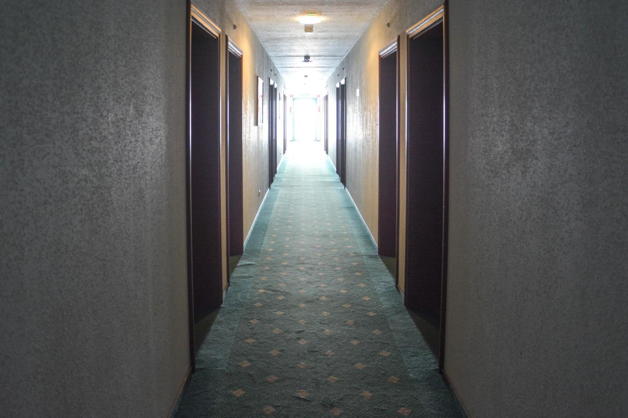 Hotel Neo Tarnowskie Góry Esterno foto